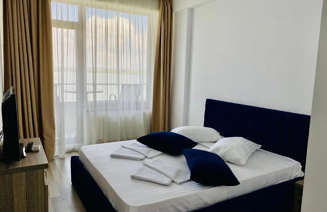 Gh Summerland Mamaia-1